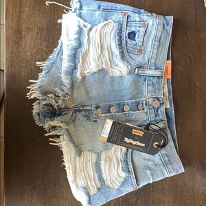 Levi’s Rolling Stone shorts NWT